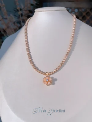 Choker Pérolas Glass com pingente flor