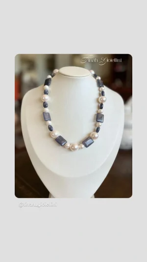 Colar Jade Smoke e Pérolas Shell